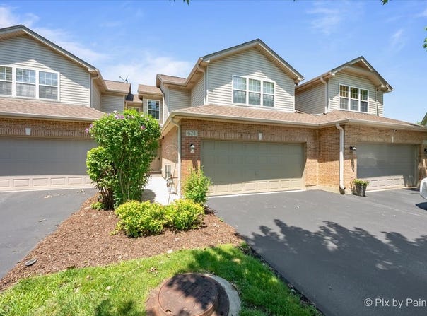 624 Daisy Lane, Roselle, IL 60172