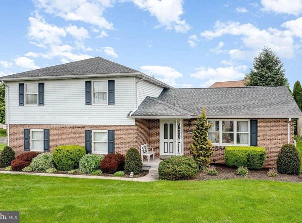 903 MANOR Drive, HARRISBURG, PA 17113