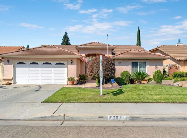 1030 Imperial Drive, Madera, CA 93637