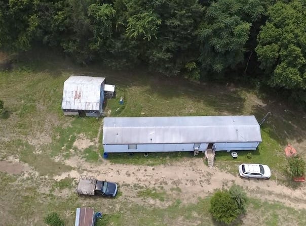 8593 Mclain Loop, Parks, AR 72950