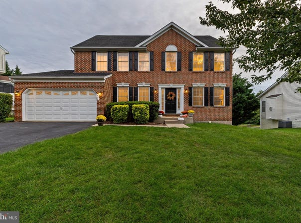 404 BRIDLEWREATH Way, MT AIRY, MD 21771