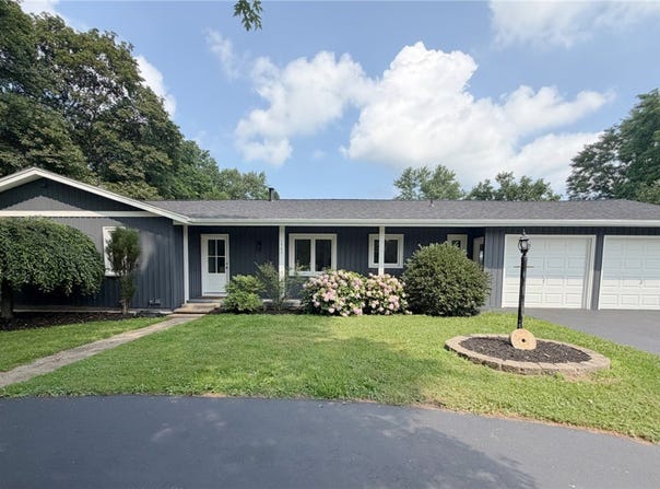 1562 Ridge Road, Webster, NY 14580
