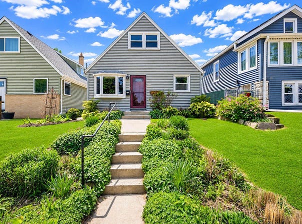 3671 E Whittaker Ave, Cudahy, WI 53110