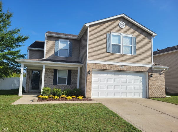 8468 Ash Grove Drive, Indianapolis, IN 46113