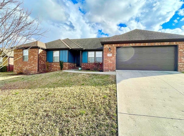 420 Trieste Drive, Centerton, AR 72719