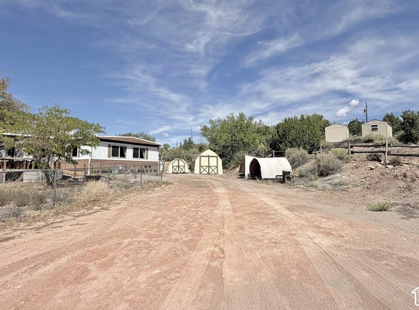2051 S MURPHY Ln, Moab, UT 84532