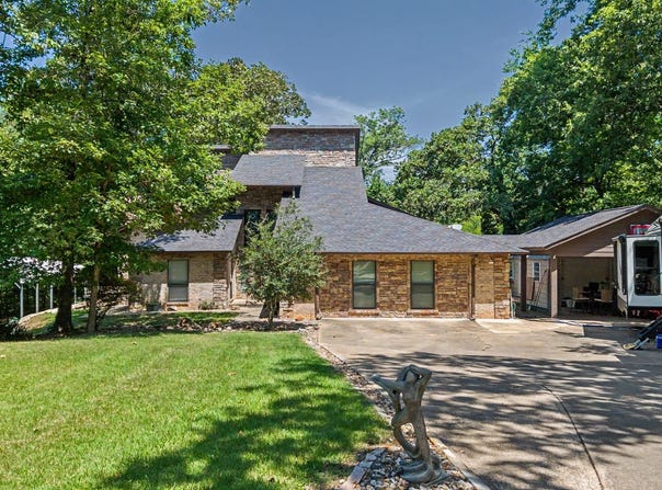 632 Susan St, Gladewater, TX 75662