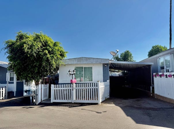 10707 Jamacha Blvd., Spring Valley, CA 91978
