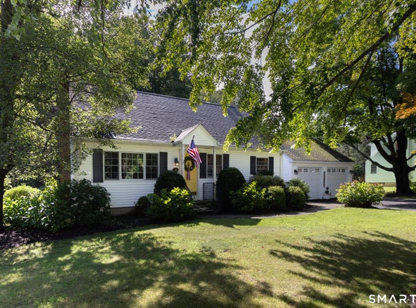 83 Glendale Drive, Bristol, CT 06010