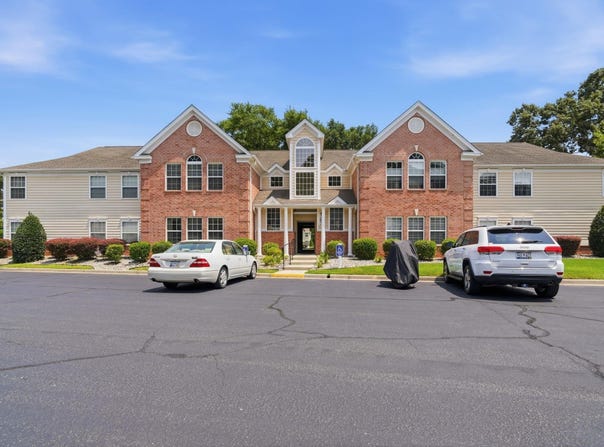 4383 Daphne Ln., Murrells Inlet, SC 29576