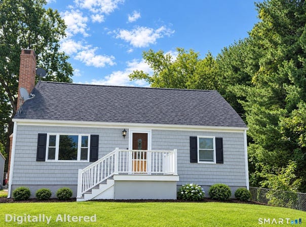 27 New York Road, Montville, CT 06370