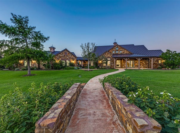 1023 Gene Perry Court, Bartonville, TX 76226