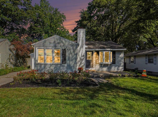 809 River Street, Spring Lake, MI 49456