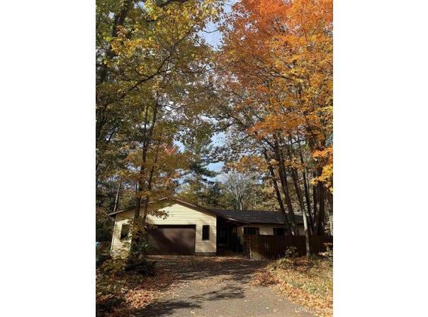 5 LONGYEAR DRIVE, NEGAUNEE, MI 49866