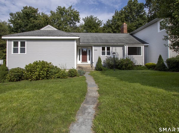 222 Deer Run, Shelton, CT 06484