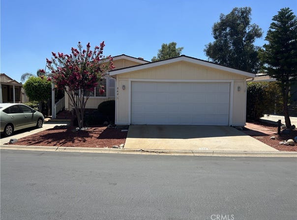 15455 Glenoaks Boulevard, Sylmar, CA 91342