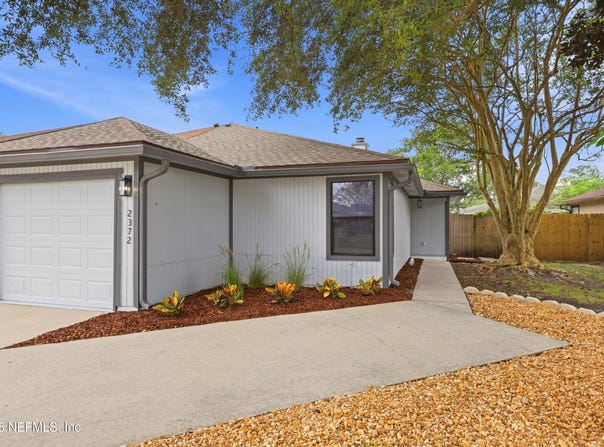 2372 IRONSTONE Drive E, Jacksonville, FL 32246