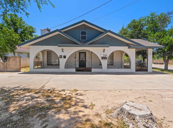 701 E 6th, Del Rio, TX 78840