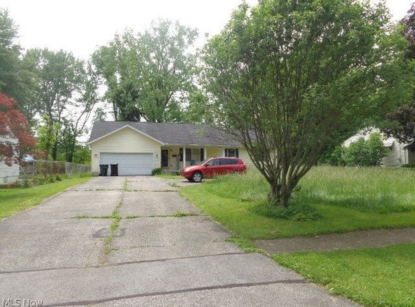 308 Samuel Street, Elyria, OH 44035