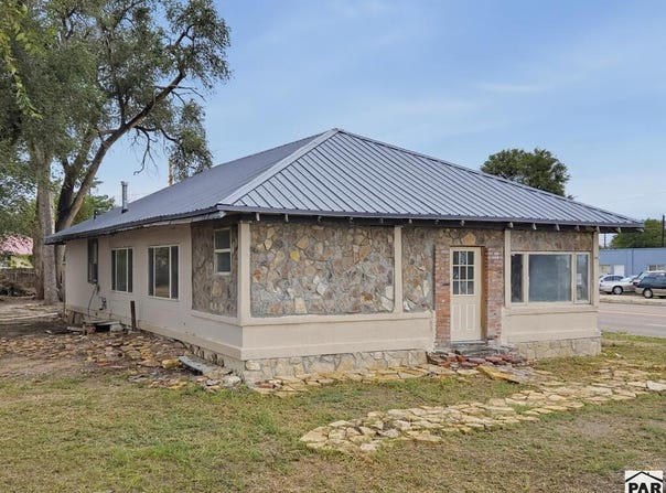 321 E 1st, Manzanola, CO 81058
