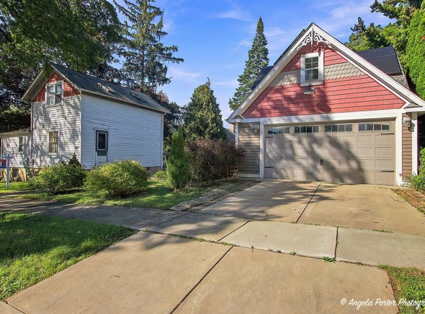203 N Plum Grove Road, Palatine, IL 60067
