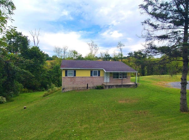 945 STATE ROUTE 61, SUNBURY, PA 17801