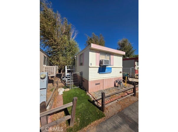 13892 Pioneer Rd spc 9, Apple Valley, CA 92307