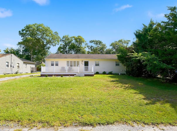 333 Constitution Drive, Forked River, NJ 08731