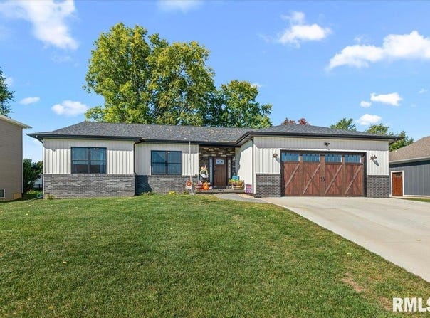47 Durbin Terrace, Chatham, IL 62629