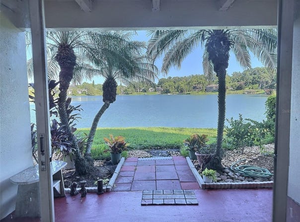 620 ORANGE Drive, ALTAMONTE SPRINGS, FL 32701