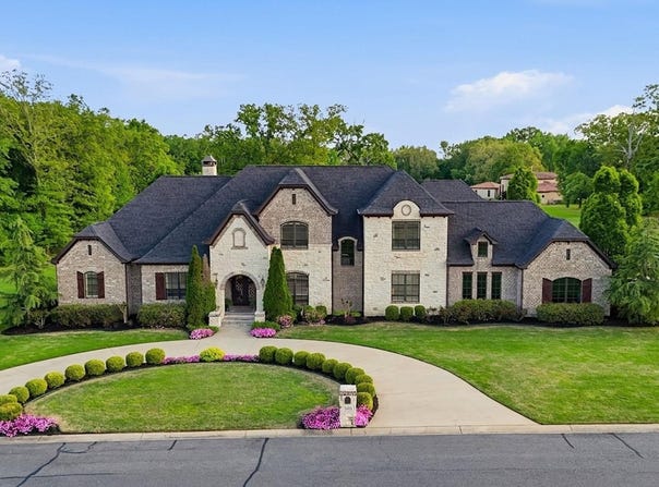 375 Hunters Chase Drive, Cabot, AR 72023