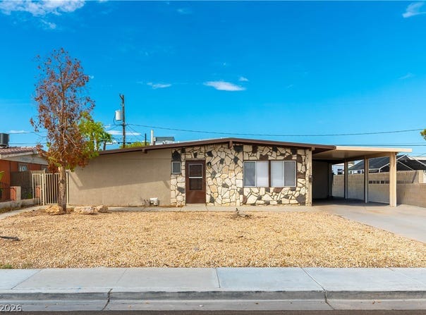 2112 Perliter Avenue, North Las Vegas, NV 89030