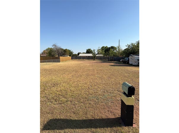 Inglewood Dr, Clyde, TX 79510
