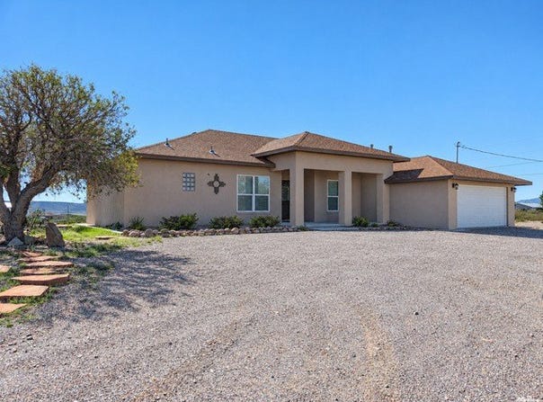 16 Paint, Elephant Butte, NM 87935