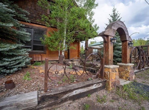 233 Arthur Avenue, Oak Creek, CO 80467