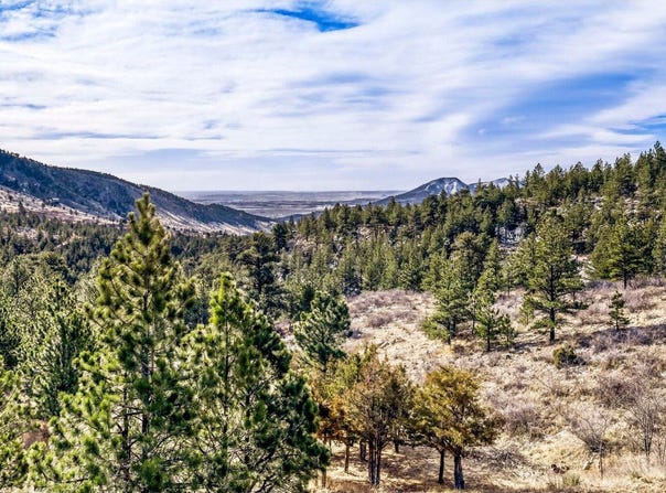 1042 Steamboat Valley Rd, Lyons, CO 80540