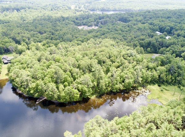 Seavey Corner Road, Mount Vernon, ME 04352