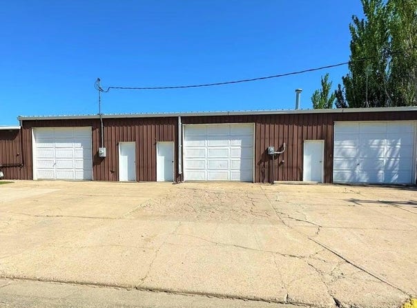 732 Circle Drive, Aberdeen, SD 57401