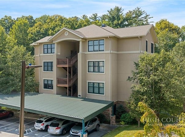 140 Gateway, Boone, NC 28607