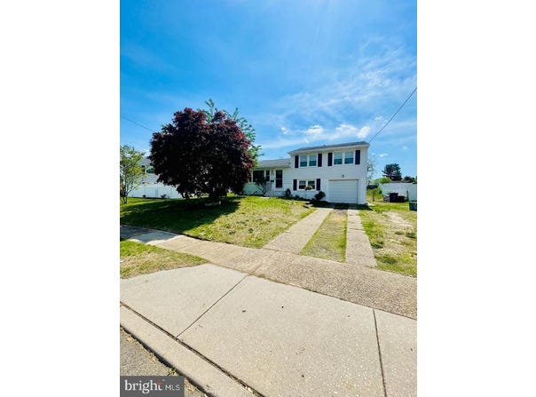 218 HENDRICKSON Avenue, EDGEWATER PARK, NJ 08010