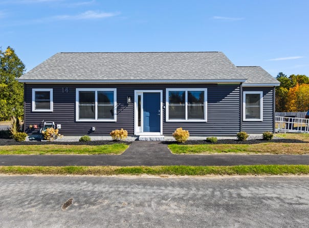 14 Thistle Drive, Gorham, ME 04038