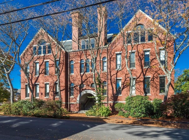 609 State Street, Portsmouth, NH 03801