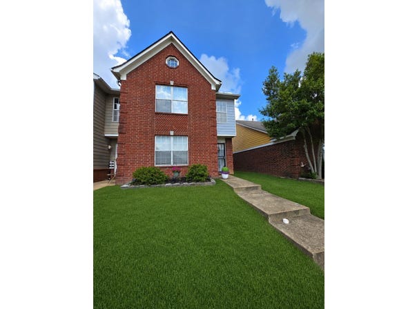 7439 PERRIN Ln, Horn Lake, MS 38637-1347