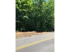 Auburn Road, Millbury, MA 01527