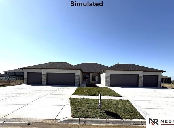 4921 Donnette Drive, Lincoln, NE 68514