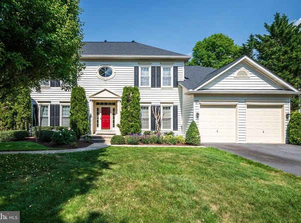 10013 PURITAN WAY, DAMASCUS, MD 20872