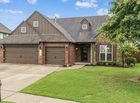 18610 E 42nd Place, Tulsa, OK 74134