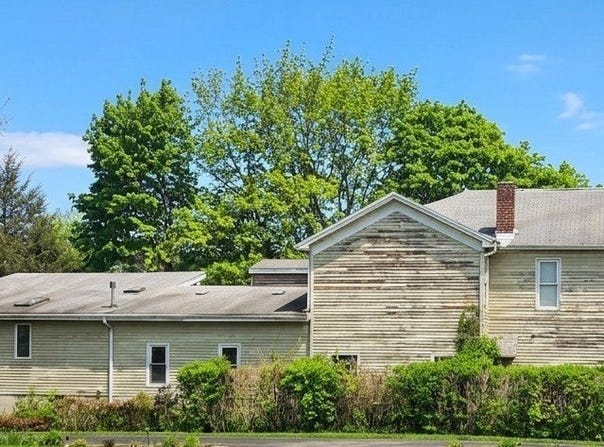 700 Bridge Street, Irwin, PA 15642