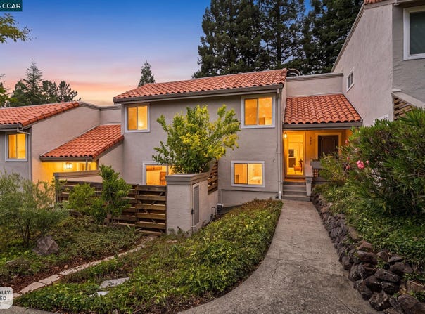 262 Paseo Bernal, Moraga, CA 94556
