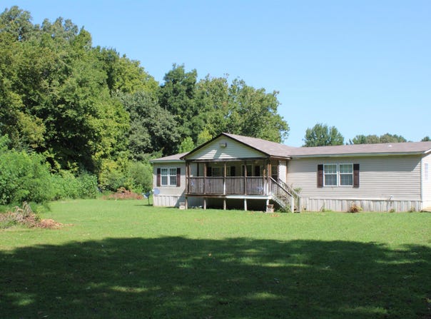 1036 HUFFMAN Rd, Brighton, TN 38011